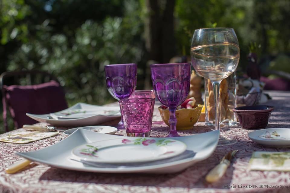 Longo Mai Bed & Breakfast Sillans la Cascade Bagian luar foto